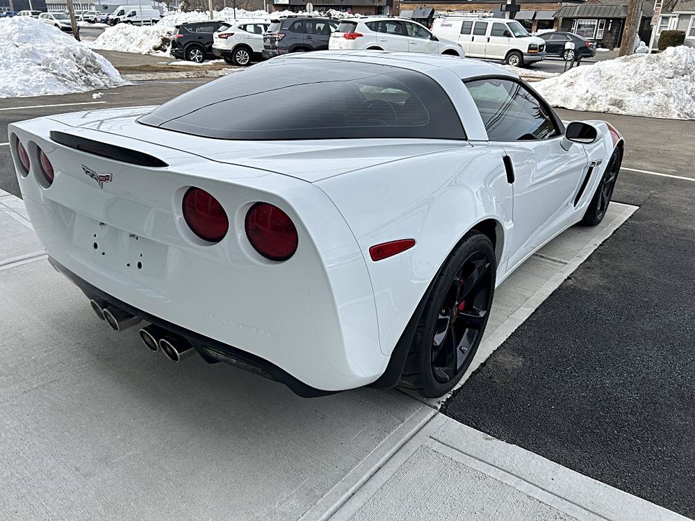 Used 2013 Chevrolet Corvette Grand Sport w/ 2LT Preferred Equipment Group RWD image 11