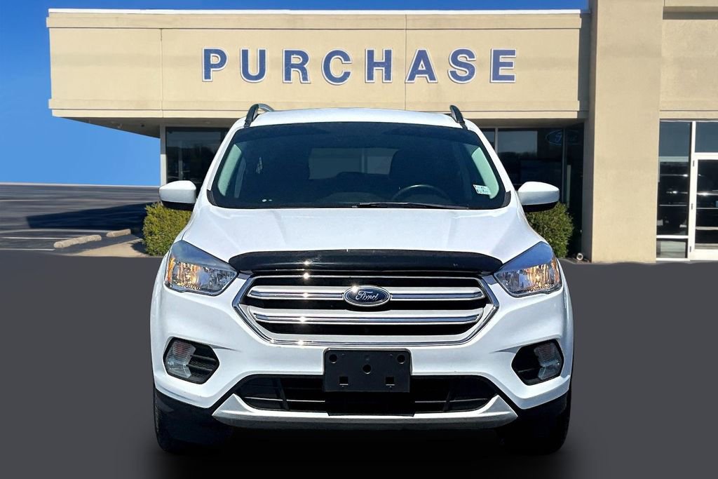 Used 2019 Ford Escape SE FWD image 2