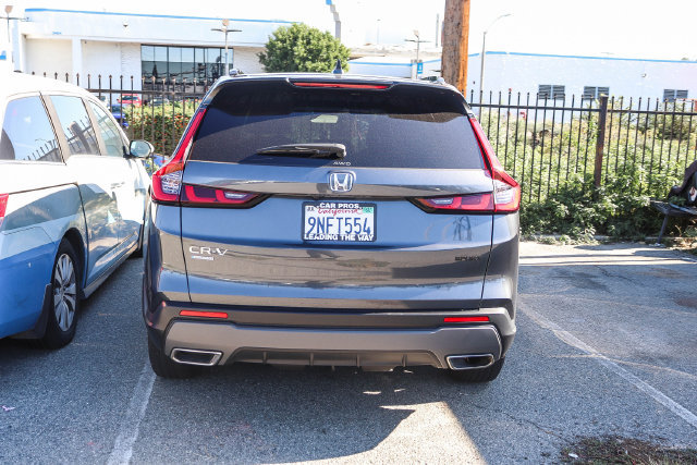 Used 2025 Honda CR-V Sport image 9