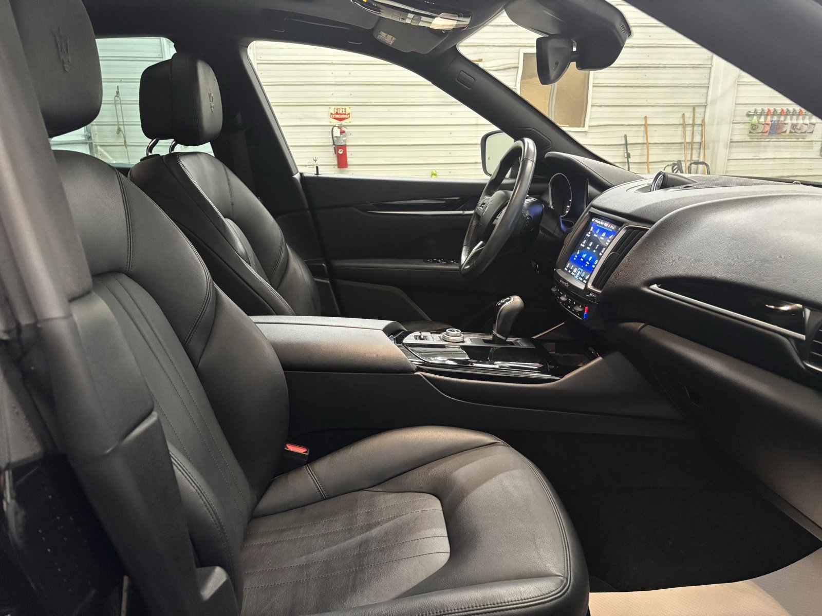 Used 2018 Maserati Levante image 29