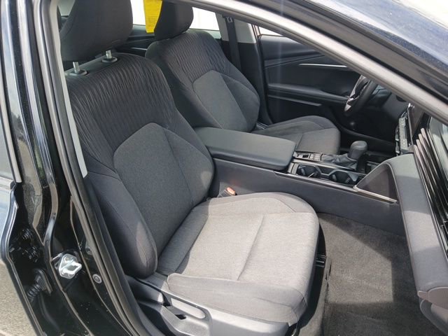 Used 2025 Toyota Camry LE image 23