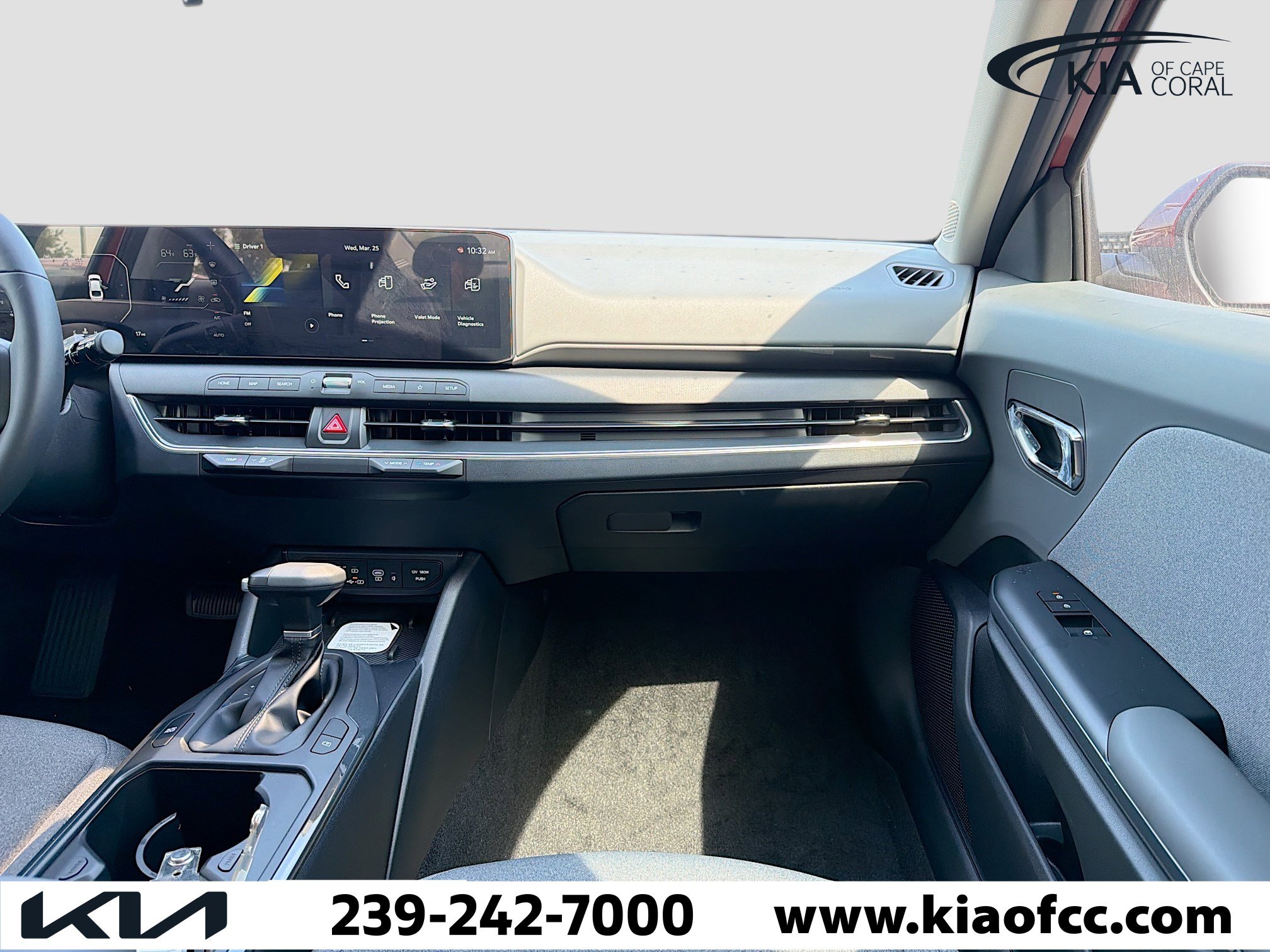 New 2025 Kia K4 EX image 15