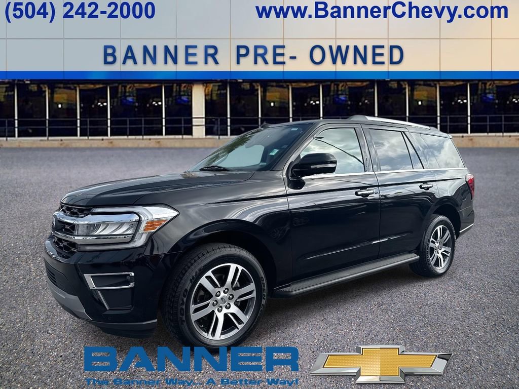 Used 2024 Ford Expedition Limited RWD image 2