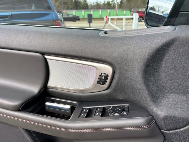 Used 2025 Ford Expedition Active image 20