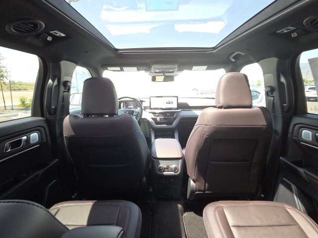 New 2026 Ford Explorer Platinum w/ LUX Leather Package AWD/4WD image 35