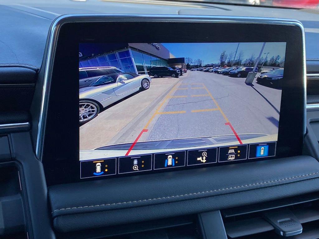 Used 2021 GMC Yukon XL AT4 w/ AT4 Premium Plus Package image 16