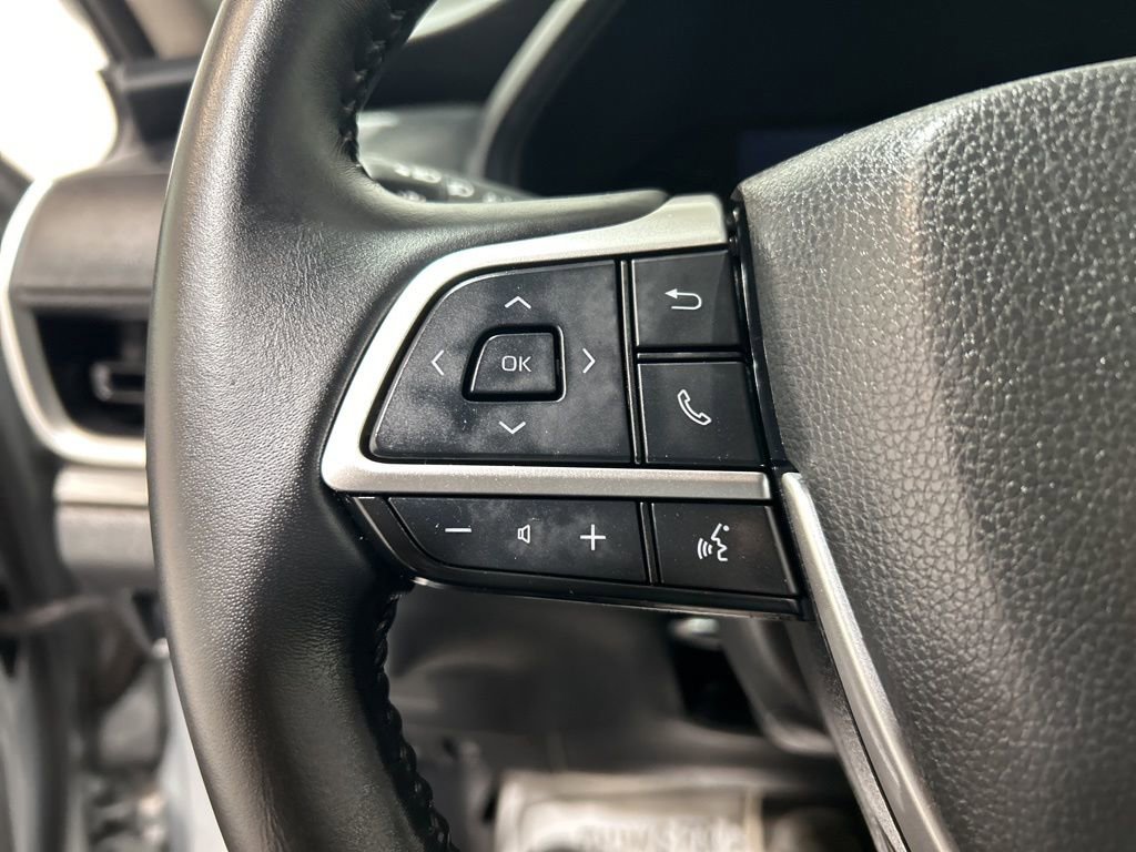 Used 2025 Toyota Grand Highlander AWD image 23