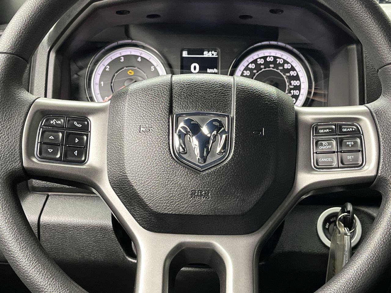 Used 2023 RAM 1500 Warlock AWD/4WD image 12