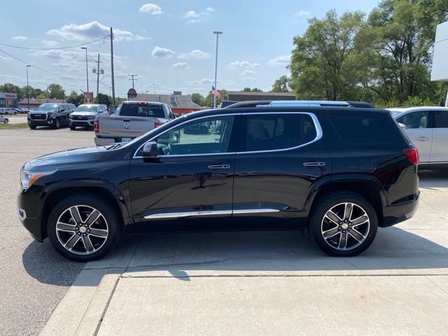Used 2019 GMC Acadia Denali w/ Technology Package AWD/4WD image 10