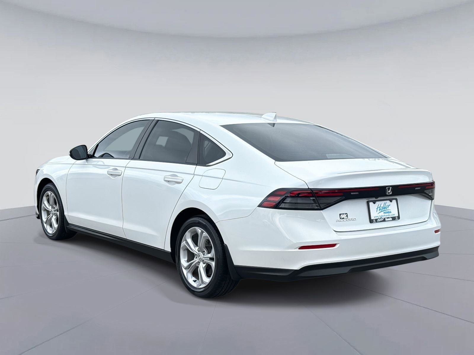 Certified 2023 Honda Accord LX image 6