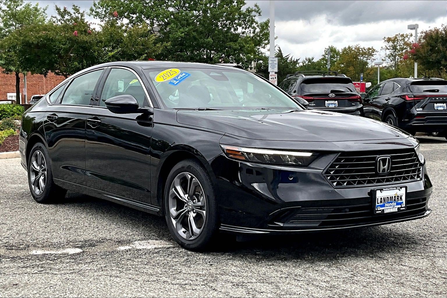 Certified 2025 Honda Accord EX-L image 11