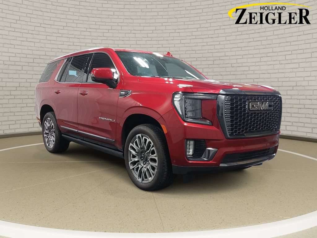 Used 2024 GMC Yukon Denali Ultimate AWD/4WD image 3