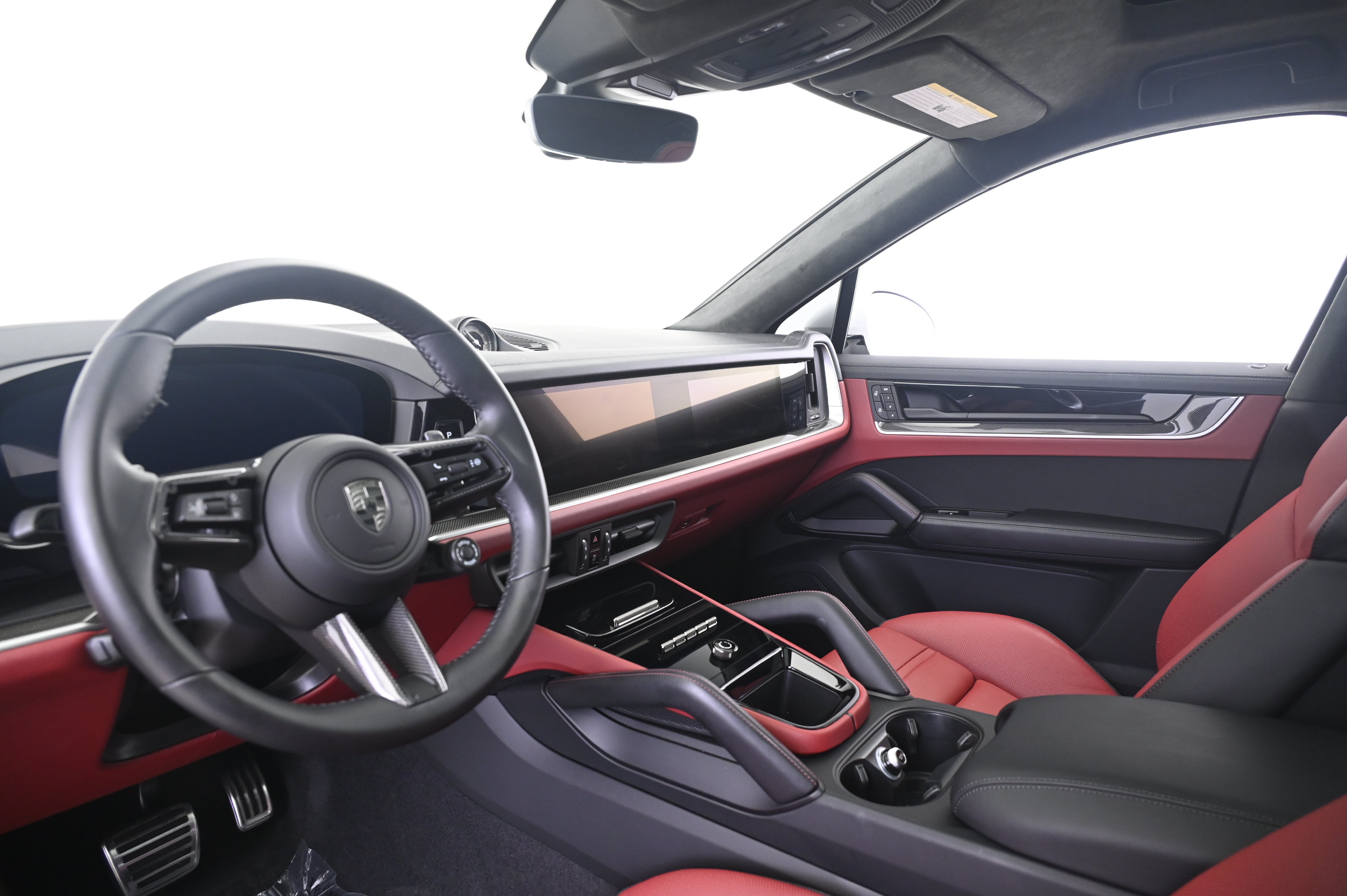 Certified 2026 Porsche Cayenne Turbo AWD/4WD image 28