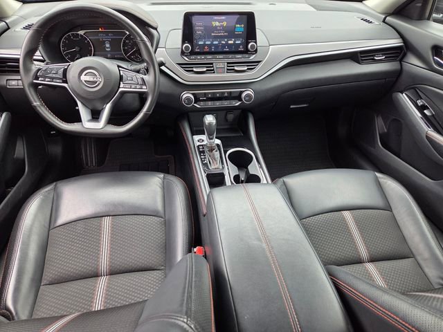 Used 2025 Nissan Altima 2.5 SR FWD image 16