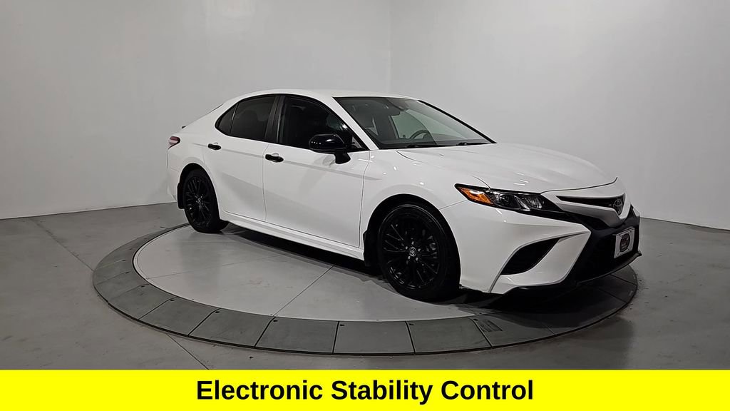 Used 2020 Toyota Camry SE image 7
