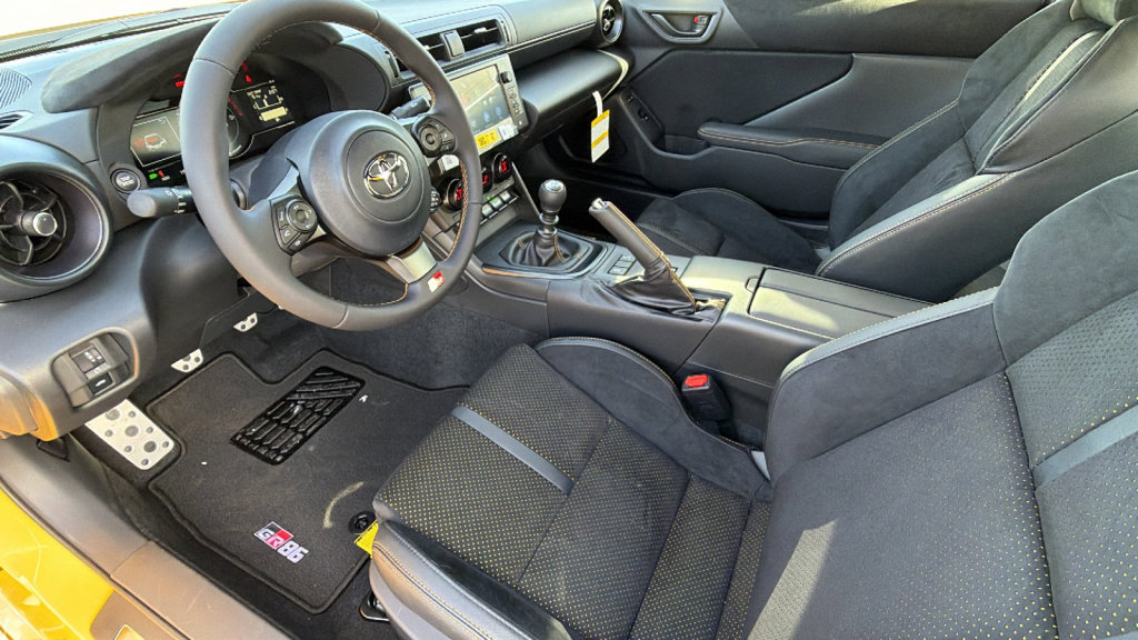 New 2026 Toyota GR86 YUZU Limited image 10