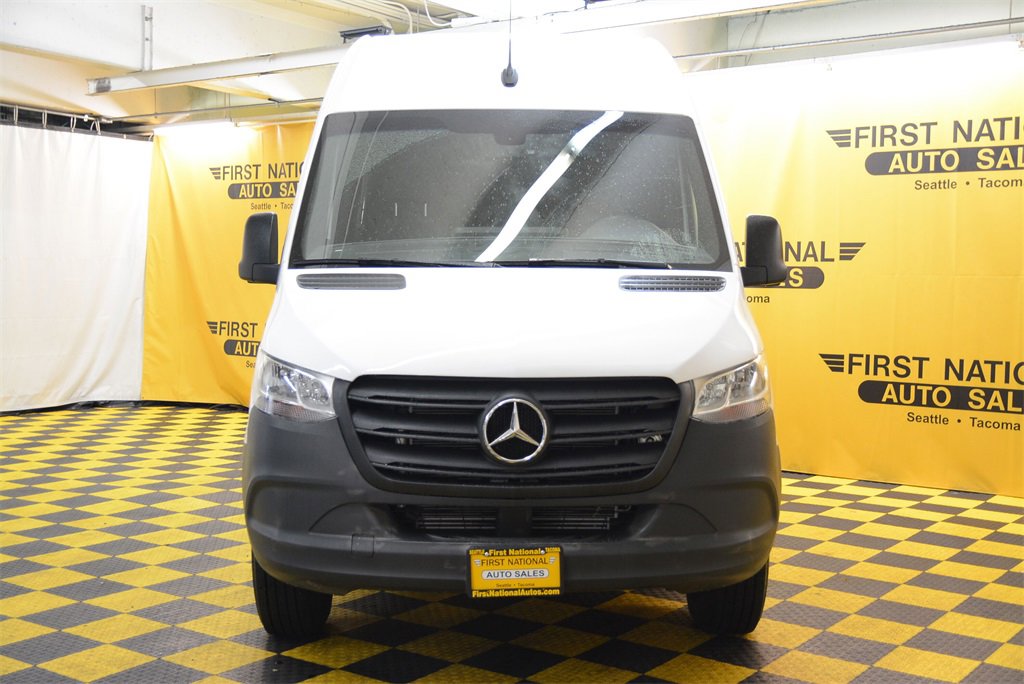 Used 2022 Mercedes-Benz Sprinter 144 Cargo image 4