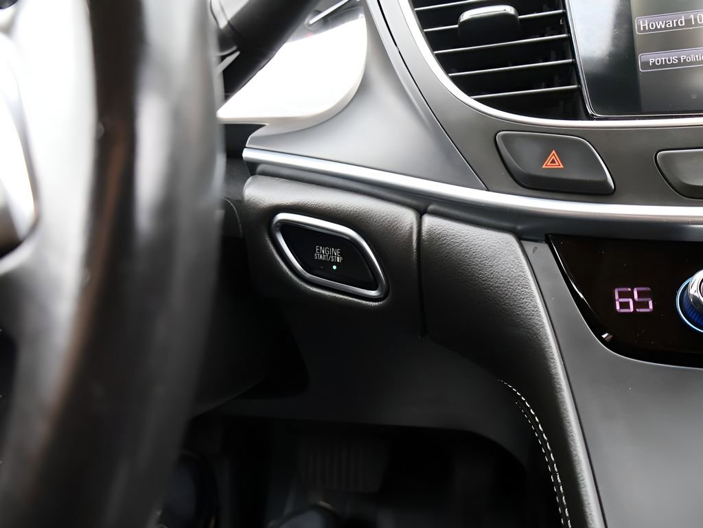 Used 2018 Buick LaCrosse Essence FWD image 26