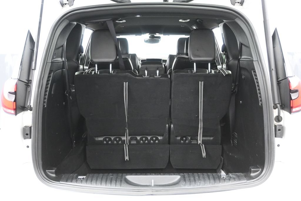 Used 2025 Chrysler Pacifica Select FWD image 9