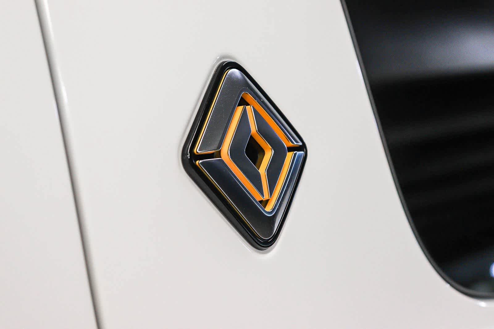 Used 2023 Rivian R1S Adventure AWD/4WD image 13