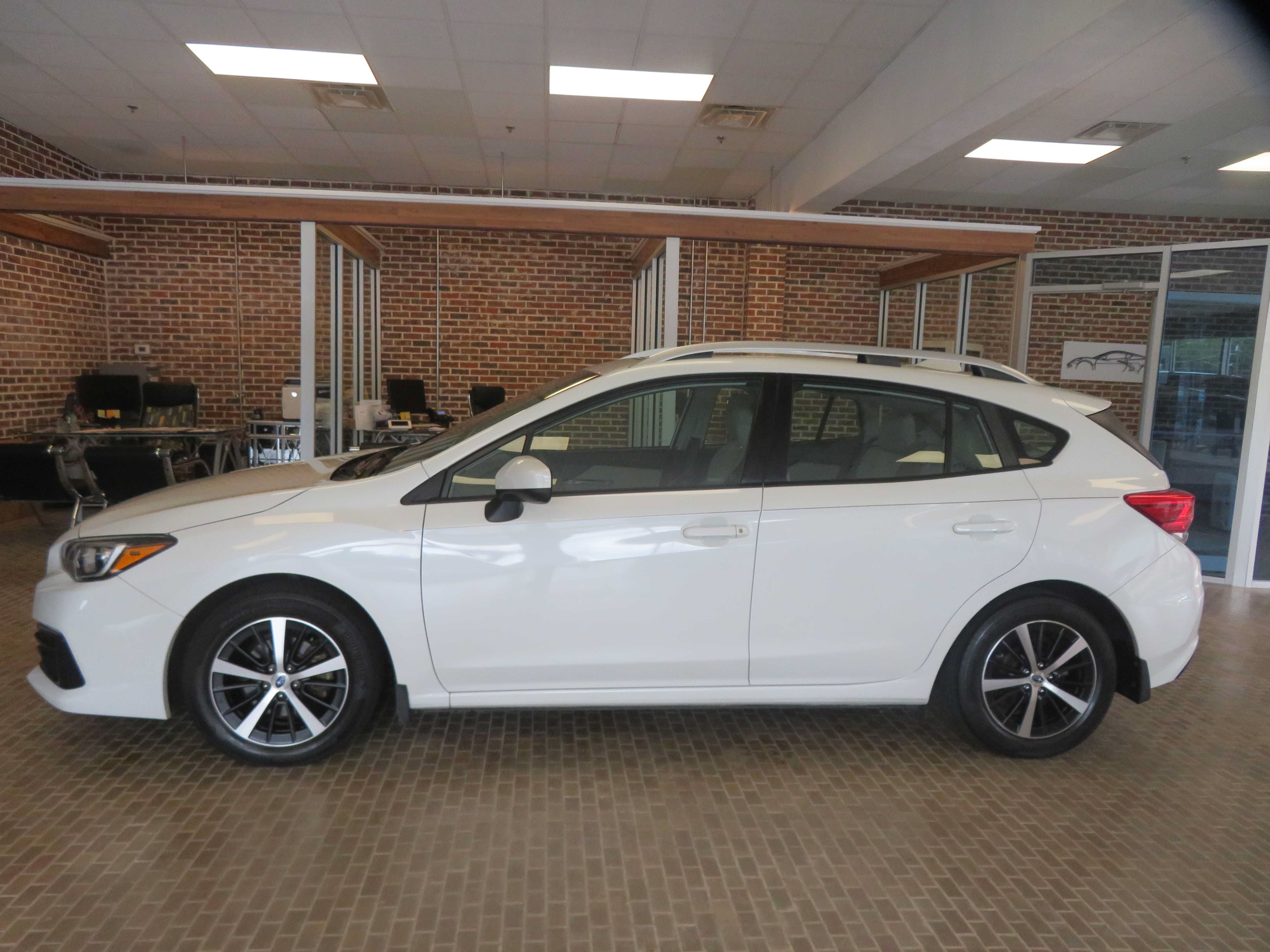Used 2022 Subaru Impreza 2.0i Premium AWD/4WD image 78