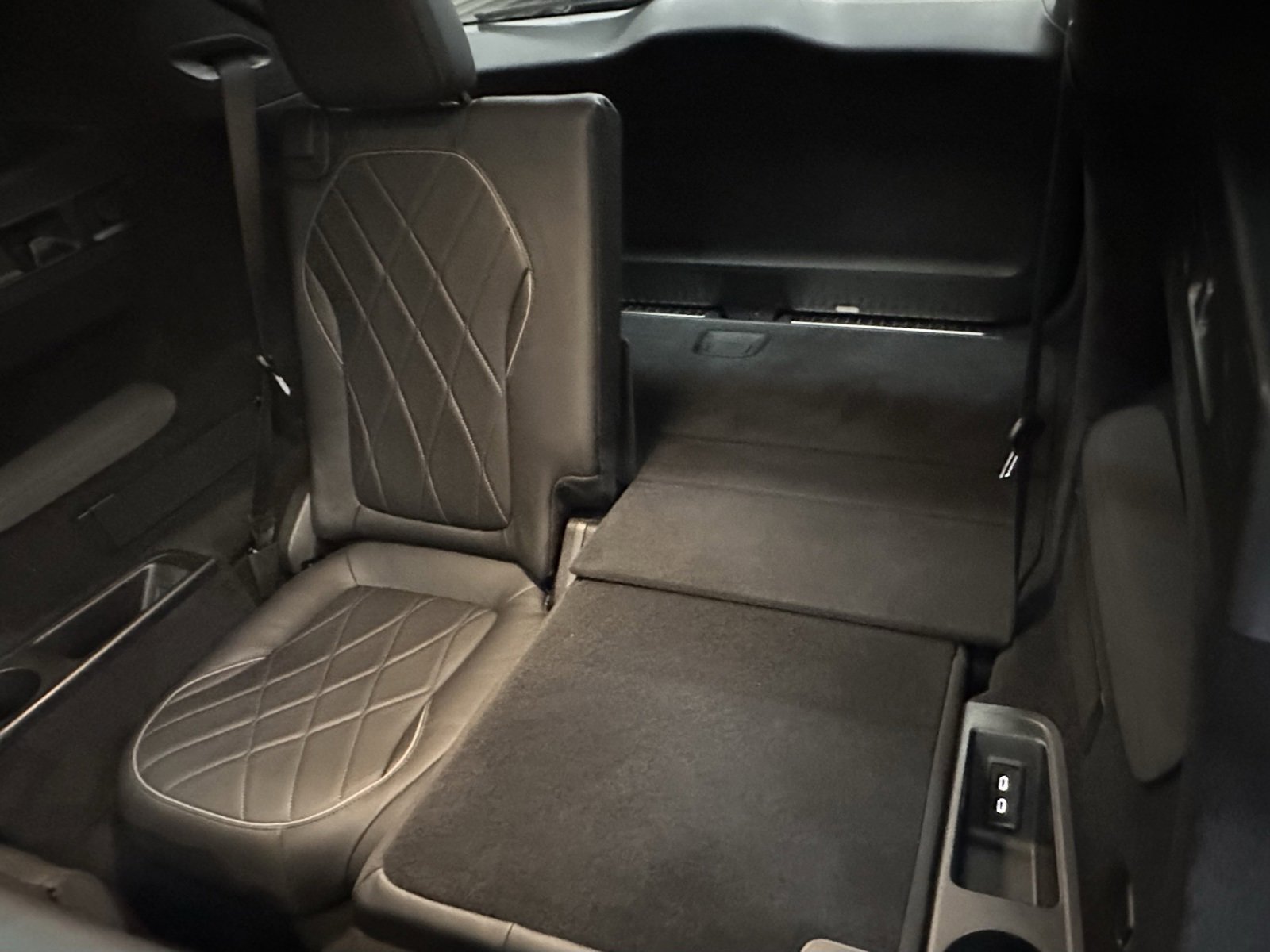 Certified 2023 Mercedes-Benz EQS 580 4MATIC SUV image 39