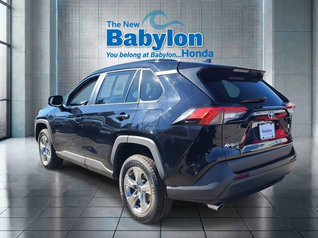 Used 2023 Toyota RAV4 XLE FWD image 3