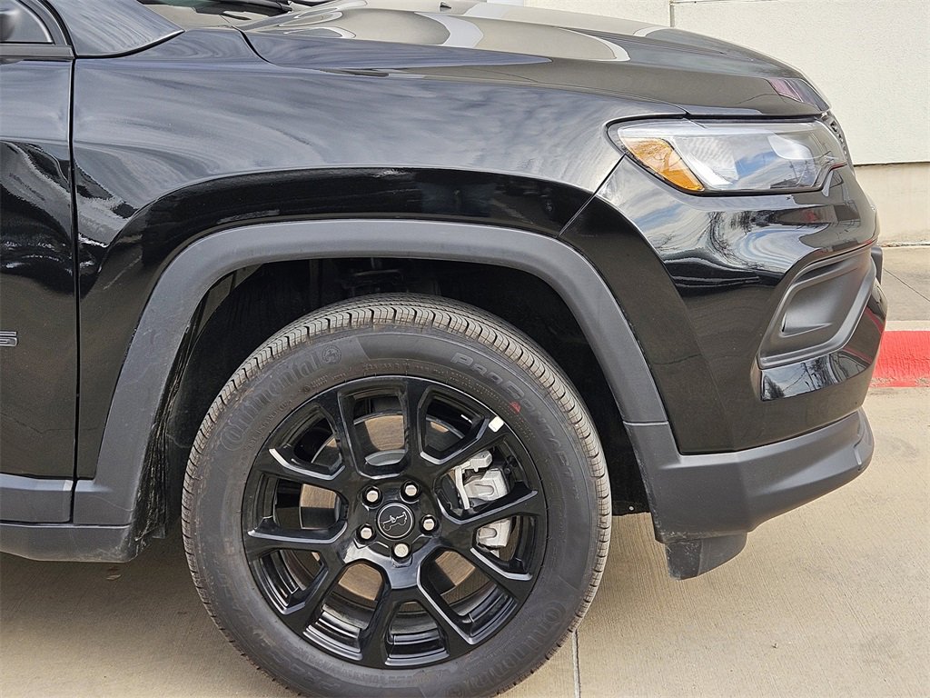 New 2026 Jeep Compass Latitude image 6