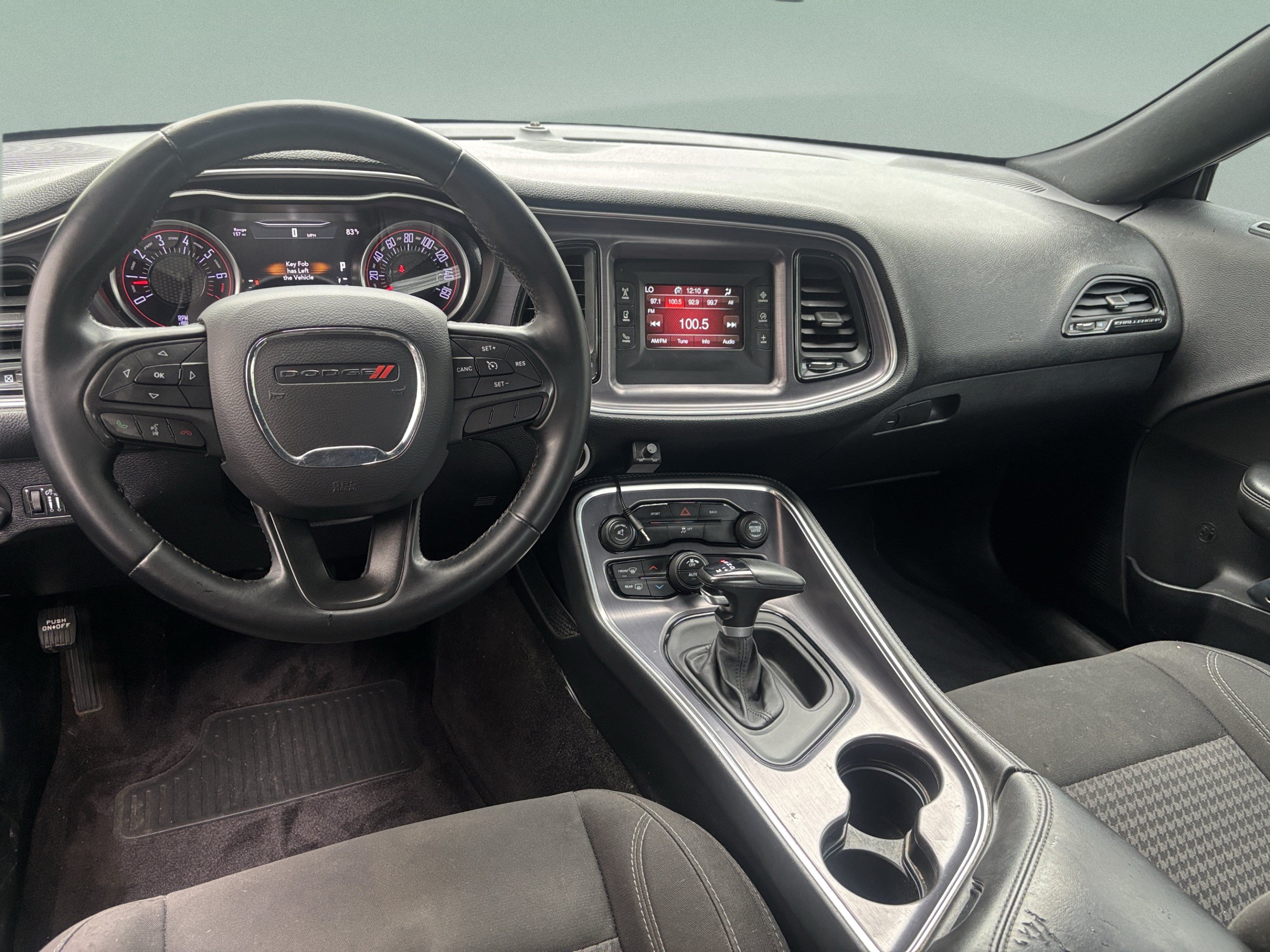 Used 2016 Dodge Challenger SXT RWD image 23