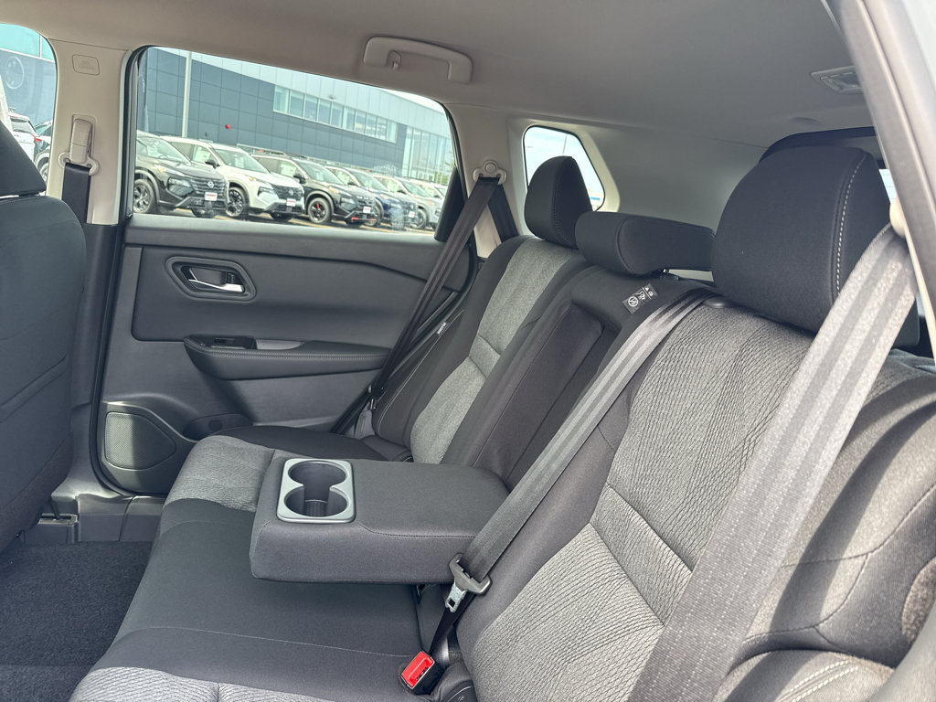 New 2026 Nissan Rogue SV AWD/4WD image 32