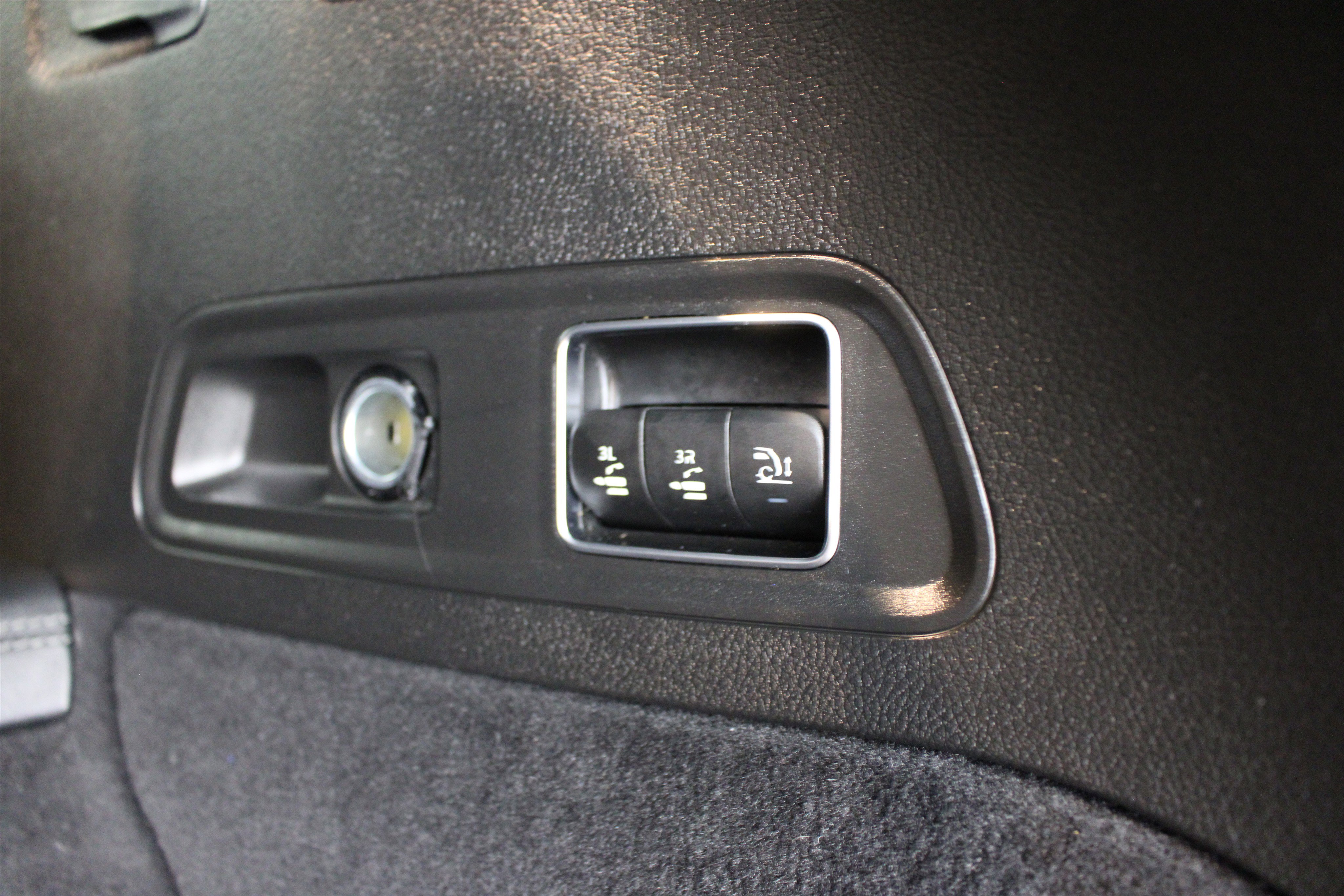 Used 2021 Mercedes-Benz GLS 63 AMG 4MATIC image 28