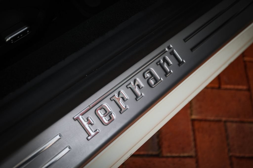 Used 2015 Ferrari California T RWD image 53