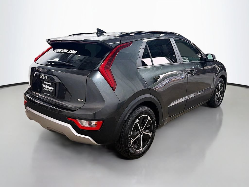 Used 2024 Kia Niro EX FWD image 8