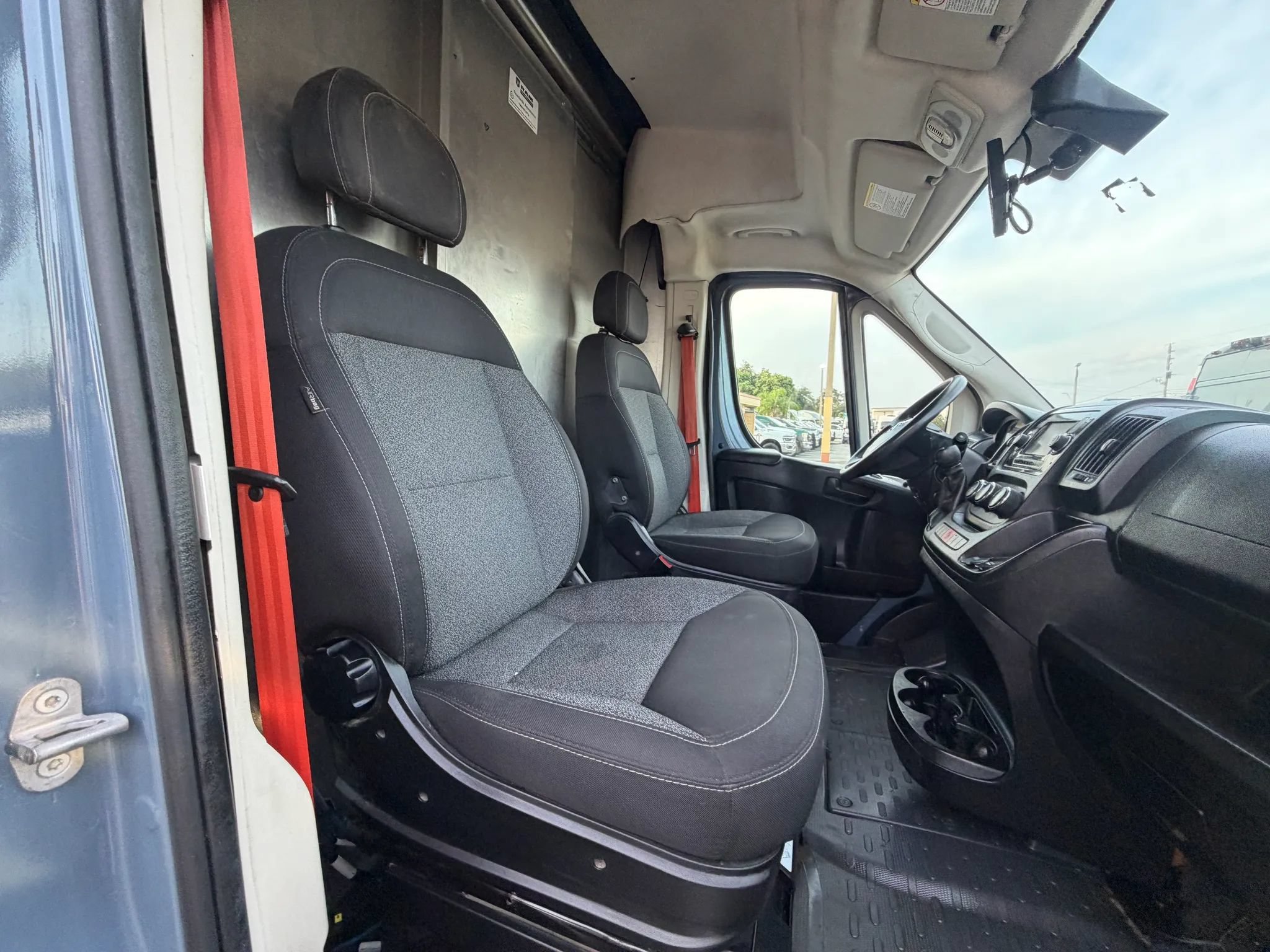 Used 2020 RAM ProMaster 3500 FWD image 16