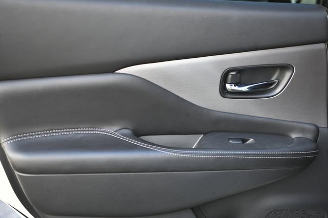 Used 2020 Nissan Murano SV image 22