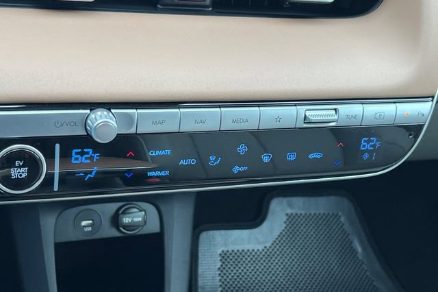 Certified 2024 Hyundai Ioniq 5 Limited AWD/4WD image 26