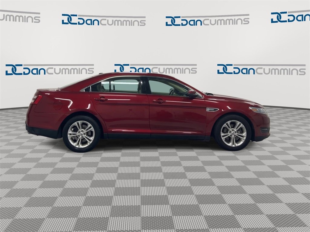 Used 2013 Ford Taurus SEL image 9
