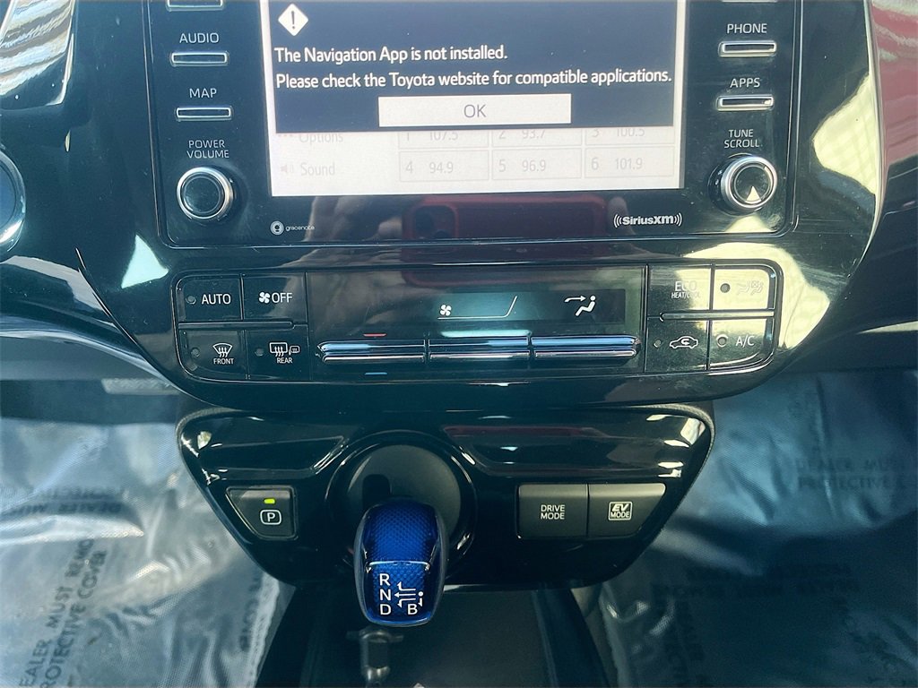 Used 2022 Toyota Prius image 16