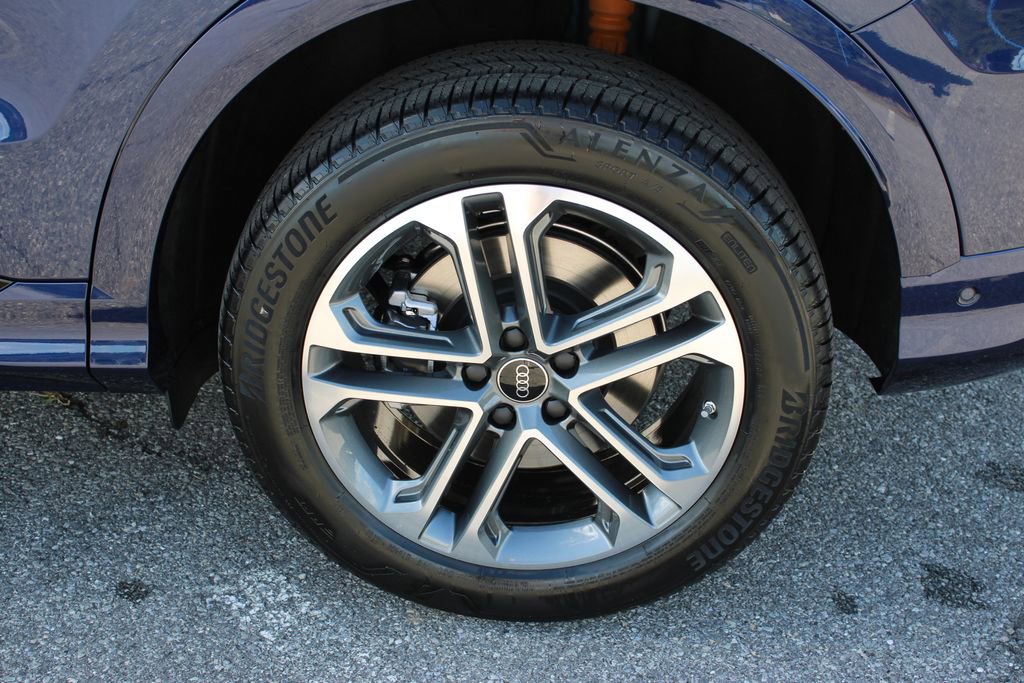 New 2025 Audi Q5 Premium Plus image 34