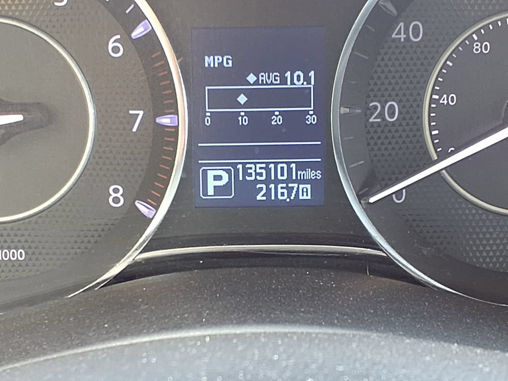 Used 2017 Nissan Armada Platinum RWD image 27