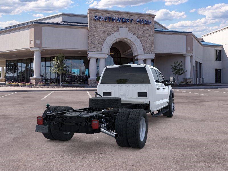 New 2026 Ford F550 4x4 Crew Cab image 8