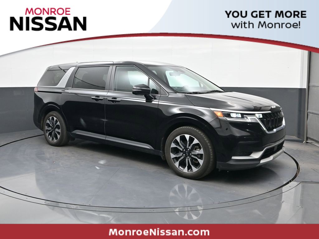 Used 2022 Kia Carnival EX