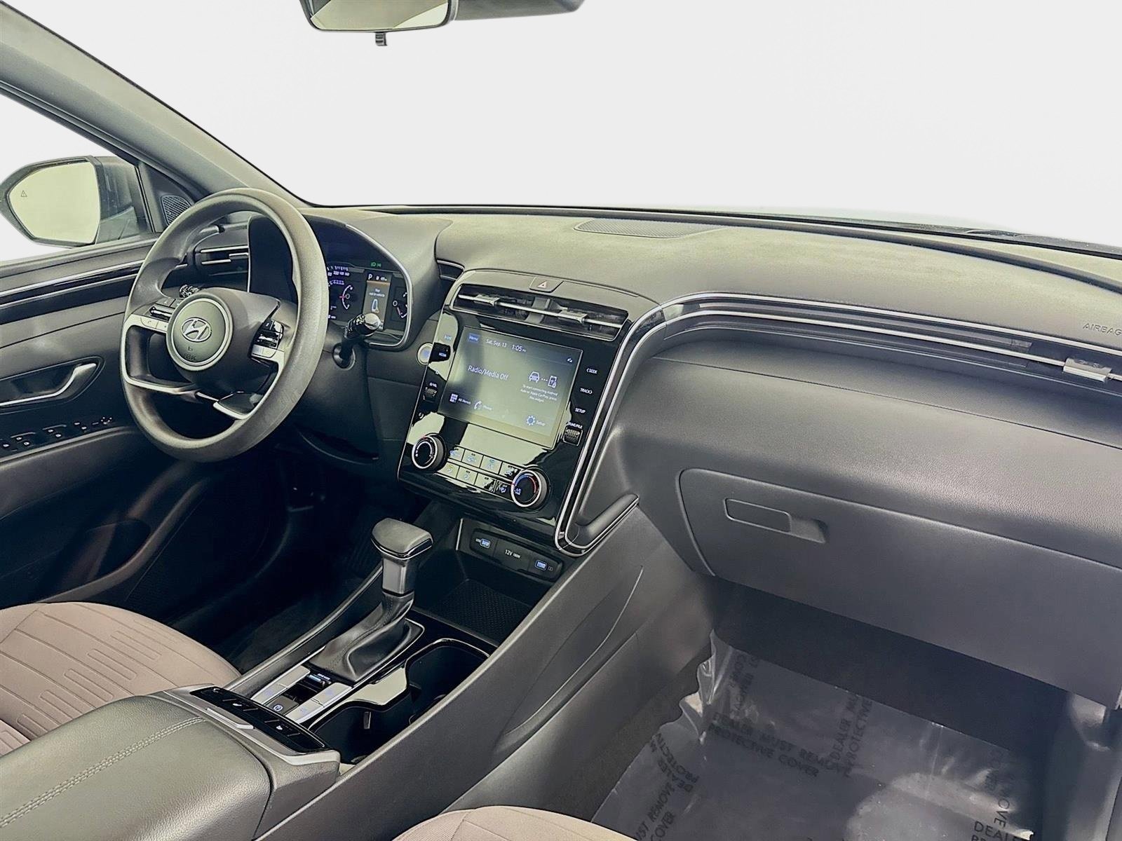 Used 2023 Hyundai Santa Cruz SEL image 27