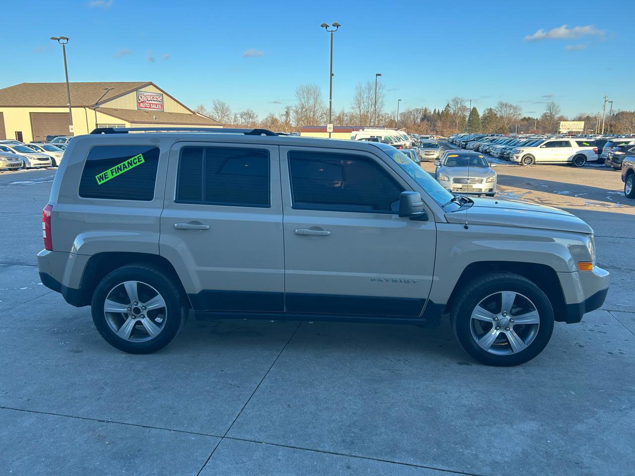 Used 2017 Jeep Patriot High Altitude image 4