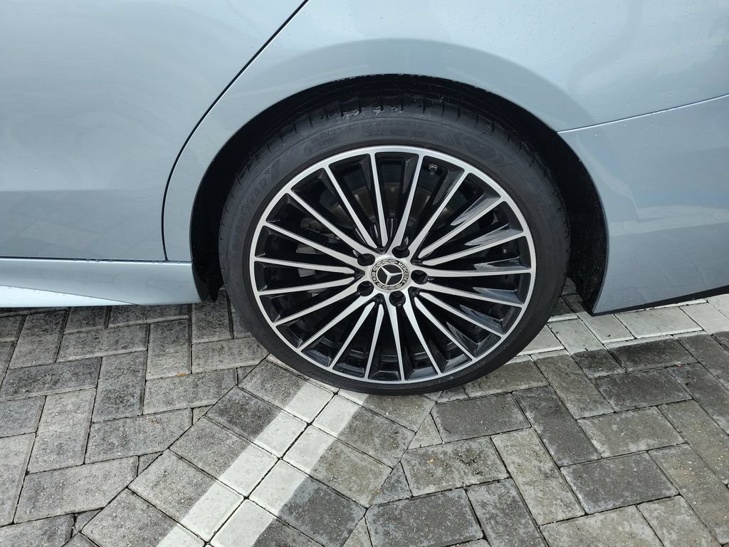 Used 2023 Mercedes-Benz C 300 Sedan image 14