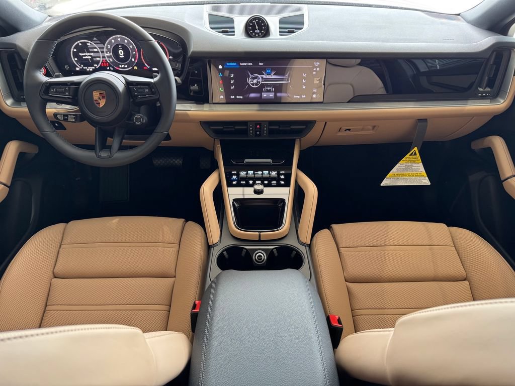 New 2026 Porsche Cayenne Coupe AWD/4WD image 25