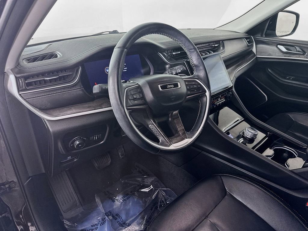 Certified 2022 Jeep Grand Cherokee L Limited image 17