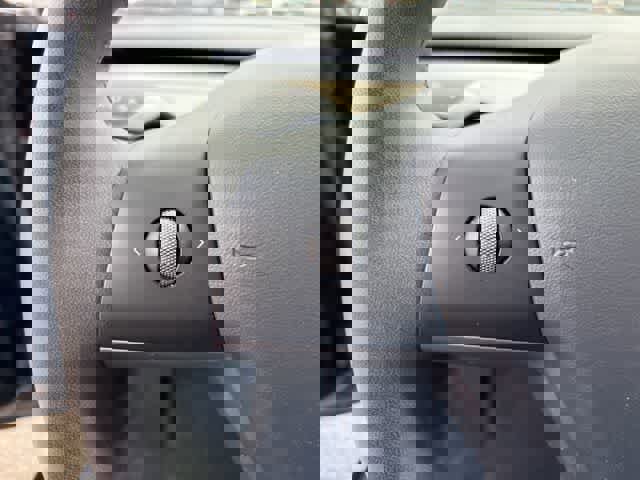 Used 2022 Tesla Model 3 Long Range image 12