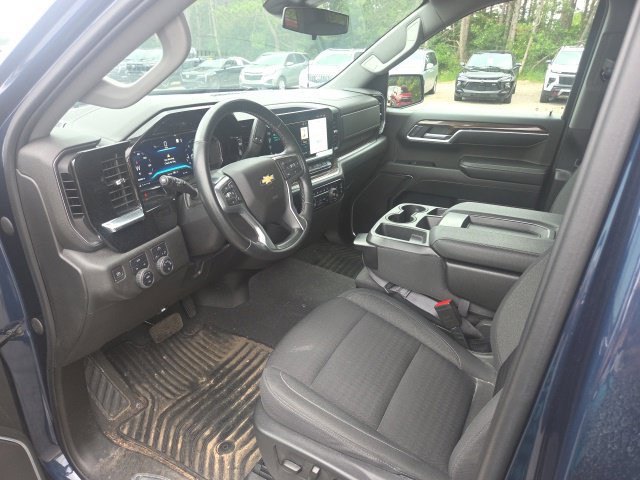 Used 2023 Chevrolet Silverado 1500 LT AWD/4WD image 14