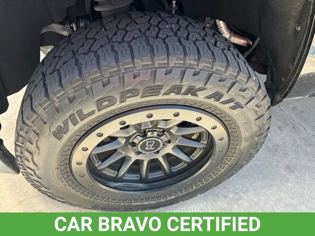 Used 2018 Chevrolet Silverado 1500 LTZ Z71 w/ LTZ Plus Package AWD/4WD image 5